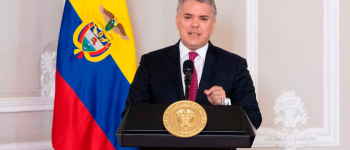 Imagen del Presidente Duque en el día del servidor público