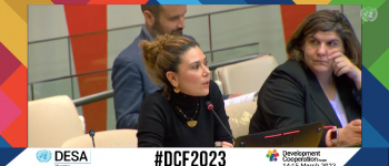 La directora general de APC-Colombia, Eleonora Betancur González en su intervención en el DCF 2023