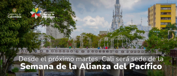 Foto del puente del puente del parque principal de Cali, abajo el titulo de la nota, arriba a la izquierda el logo de APC Colombia y el logo de la Alianza del Pacífico