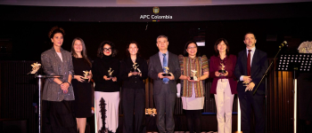 Foto de los representantes de diferentes cooperantes que recibieron el reconocimiento en la categoría "Alianzas del Año" en Alianzas con Resultados 2025