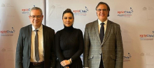 Firma del nuevo programa de cooperación bilateral entre Colombia y Chile, en la foto la directora general de APC-Colombia Eleonora Betancur González, el director de cooperación Internacional de la Cancillería de Colombia Calderon Ponce de León